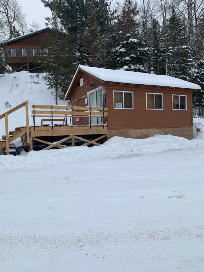 Muskie Bay Resort Nestor Falls Extérieur photo